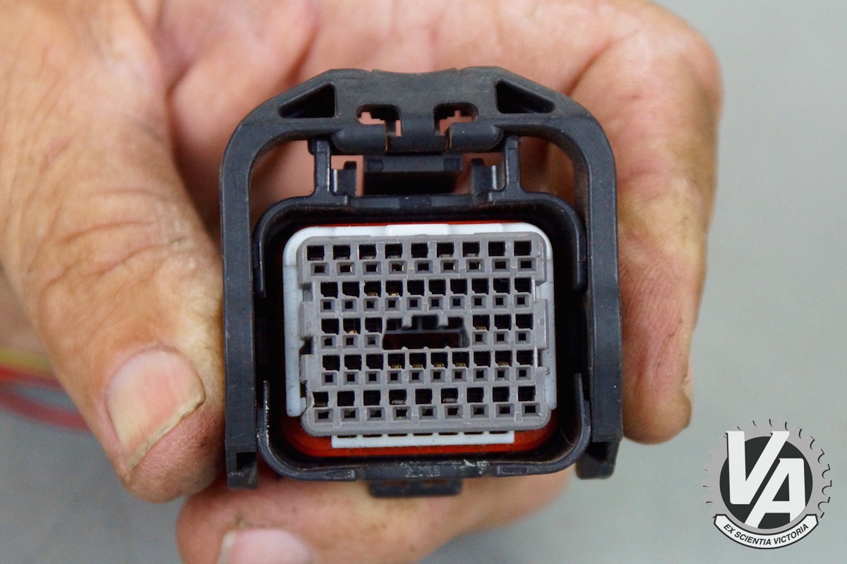Zoom in ecu-pin-removal-guide-0026.jpg