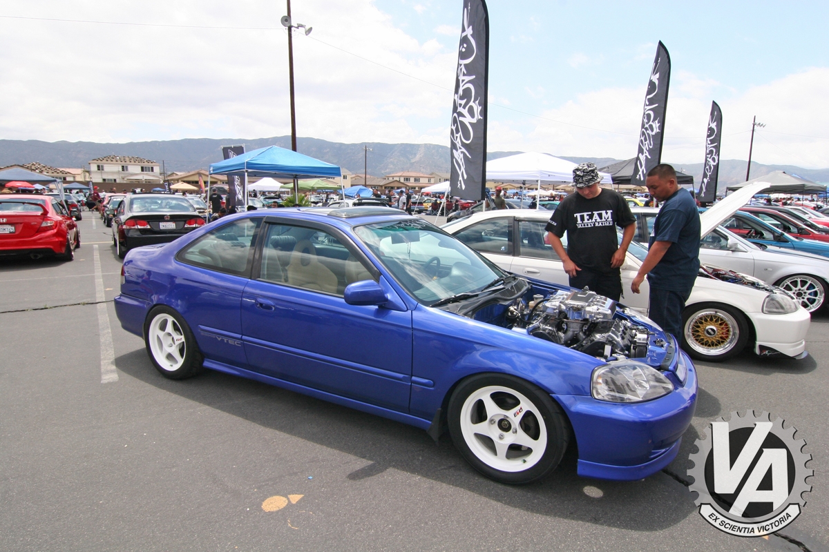 Zoom in eibach-16-part-one-0013.jpg